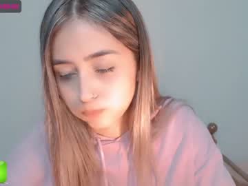 webcam girl gummy_bear7 capture image #1293445