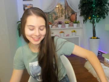 webcam girl carolineprise capture image #1116903