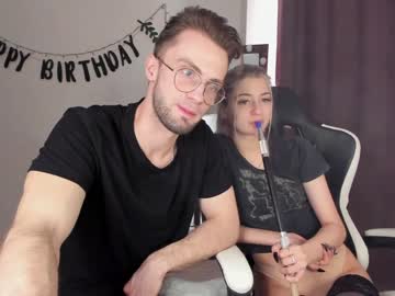 webcam couple dominant_family capture image #1999335