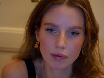 webcam girl ellaa91 capture image #4615300
