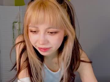 webcam girl y_u_m_i_k_a capture image #5070164