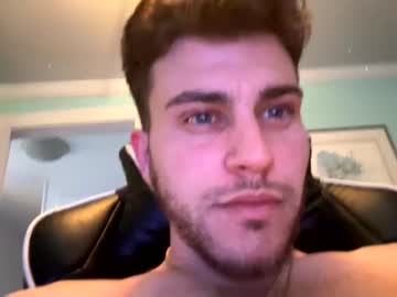webcam man wentbrokeonstrippers capture image #5519496