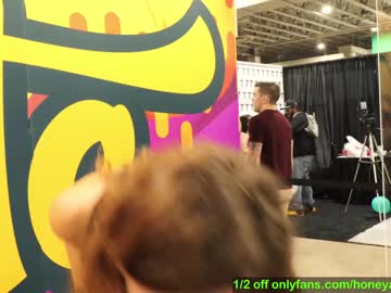 webcam couple honeyand_thebear capture image #310655