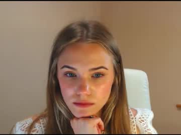 webcam girl gwyneth_paltroww capture image #5480201