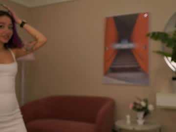 webcam girl chloe_catherine_mykers capture image #3736302