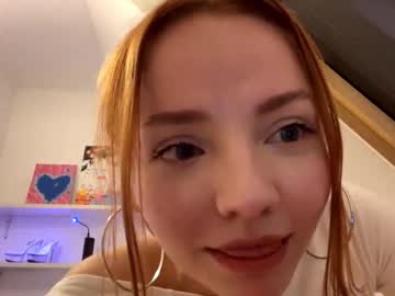 webcam girl scarletfox77_ capture image #5594909