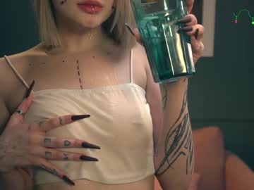webcam girl sophiastorm capture image #1402865