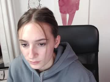 webcam girl lili_petit capture image #4374065