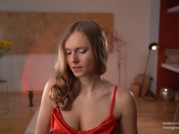 webcam girl chillwithkira capture image #5094434
