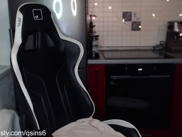 webcam girl queensy_sins_x capture image #2587091