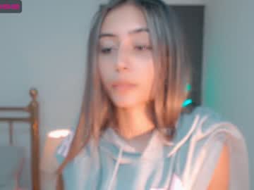 webcam girl gummy_bear7 capture image #2001927