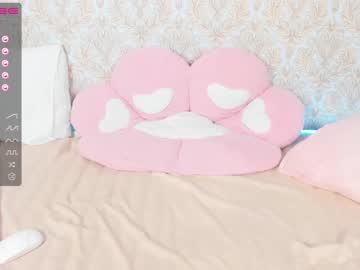 webcam girl isabella__quinn capture image #3001627