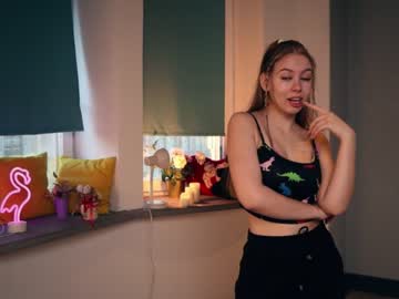 webcam girl aleksa_cutie capture image #1853937