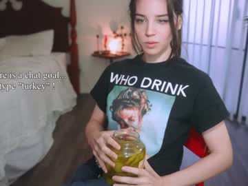 webcam girl cinnabelle capture image #900183