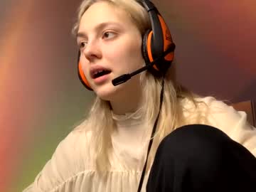 webcam girl holydori capture image #2080560