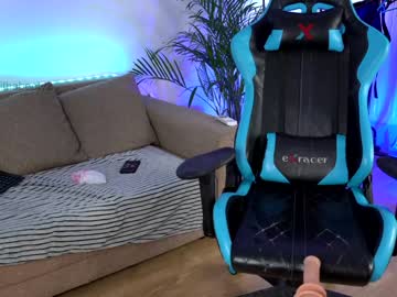 webcam girl naughtyrider69 capture image #2923794