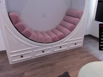 webcam girl ashlyeroberts1 capture image #1637608