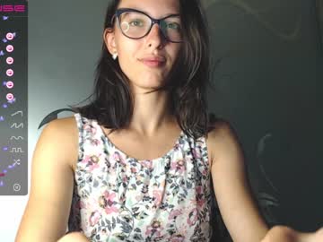 webcam girl water__lily capture image #3051112