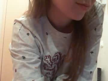 webcam girl kyliesweetyy capture image #1288783
