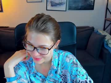 webcam girl lisa_roses capture image #4668004