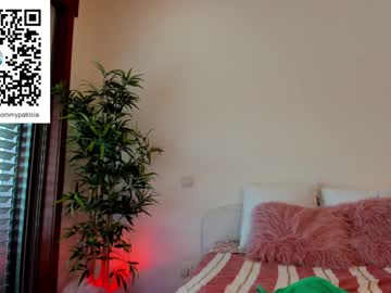 webcam girl angel_danm_milf capture image #3368977