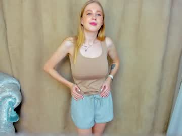 webcam girl snow_grey capture image #5507316