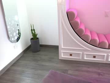 webcam girl ashlyeroberts1 capture image #2758911