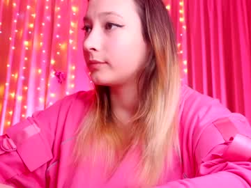 webcam girl aveksmr capture image #5075475