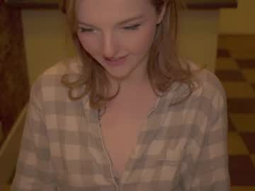 webcam girl lucydelovely capture image #4827892