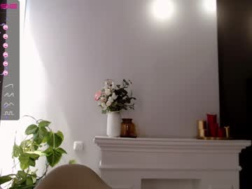 webcam girl small_blondee capture image #2650278