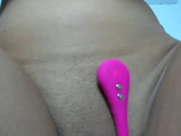 webcam girl 9harlotte99 capture image #3175342
