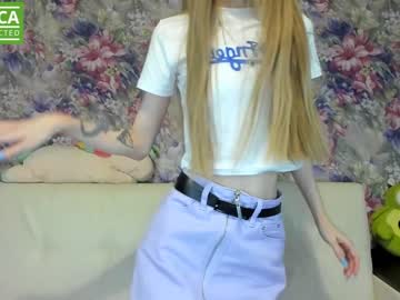 webcam girl lola_myluv_ capture image #2991231