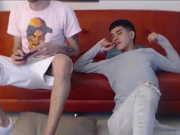 webcam man fratguysonline capture image #4053461