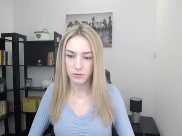 webcam girl little_e_mily capture image #1888492