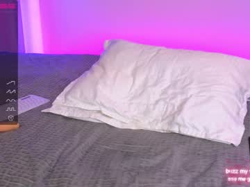 webcam girl kittymeow_xxx capture image #5388779