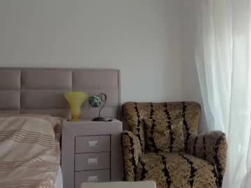 webcam girl sweety_rinushka_ capture image #3091387