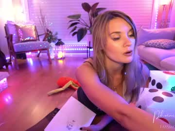 webcam girl phoenix_taylor capture image #1383996