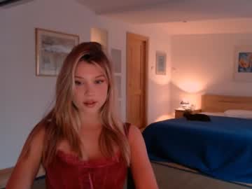 webcam girl bitter_moon capture image #5078274