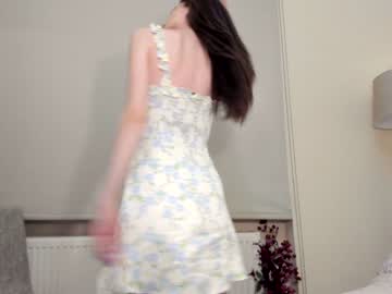 webcam girl snowww_white capture image #5103623