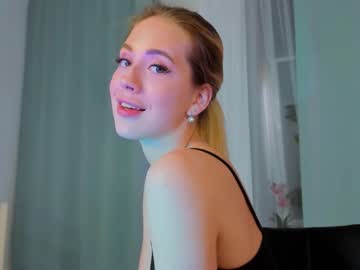 webcam girl emmi_rosee capture image #2835498