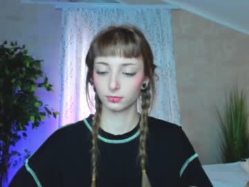 webcam girl lit1le_kitty_ capture image #1789225
