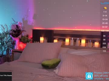 webcam girl sweetkira555 capture image #1964171