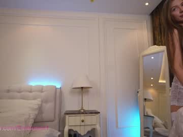 webcam girl emilia98xxx capture image #2239987