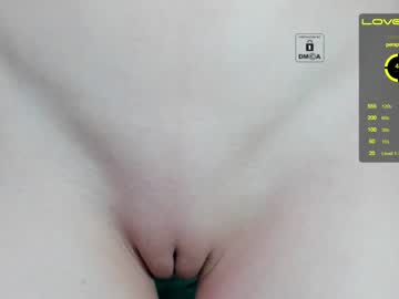 webcam girl _witch__ capture image #824210