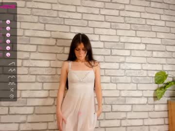 webcam girl carolynjacquelins capture image #4408304