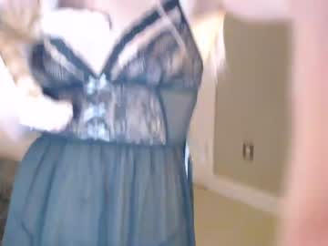 webcam girl umami__tsunami capture image #1325487