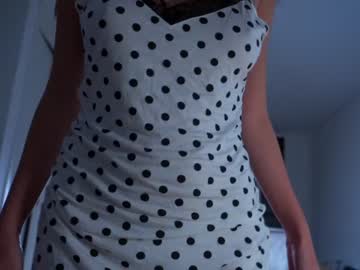 webcam girl houseofkei capture image #1593651