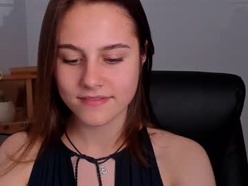 webcam girl valerie_shine capture image #354628