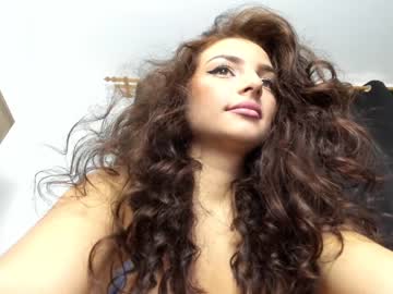 webcam girl 9harlotte99 capture image #2705834