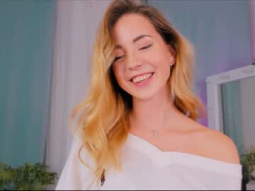 webcam girl emmi_rosee capture image #4442950